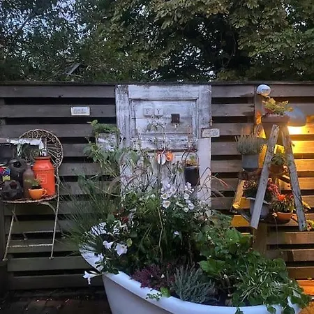 Lägenhet En Smuk Og Charmerende Oase Meget Taet Pa Centrum! Holstebro