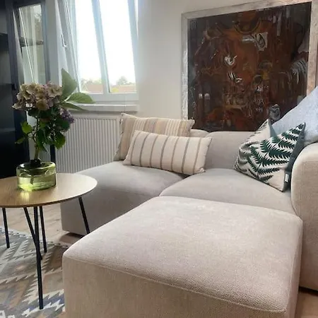 En Smuk Og Charmerende Oase Meget Taet Pa Centrum! * ホルステブロー