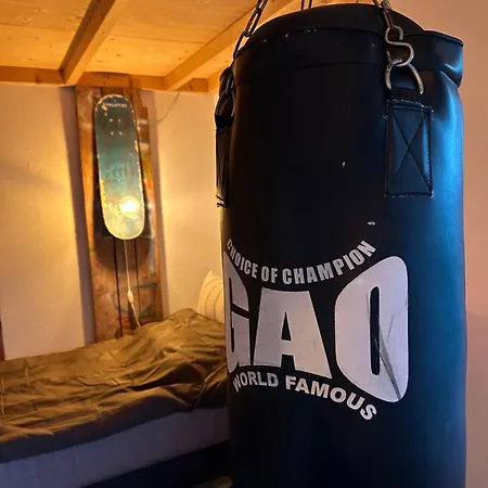 En Smuk Og Charmerende Oase Meget Taet Pa Centrum! アパート ホルステブロー