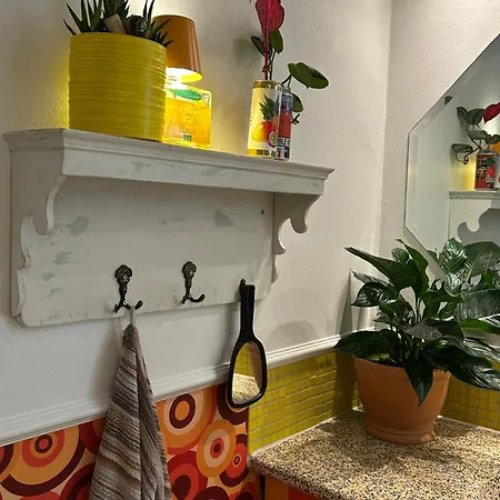 En Smuk Og Charmerende Oase Meget Taet Pa Centrum! Lägenhet Holstebro