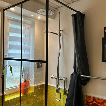 En Smuk Og Charmerende Oase Meget Taet Pa Centrum! Holstebro